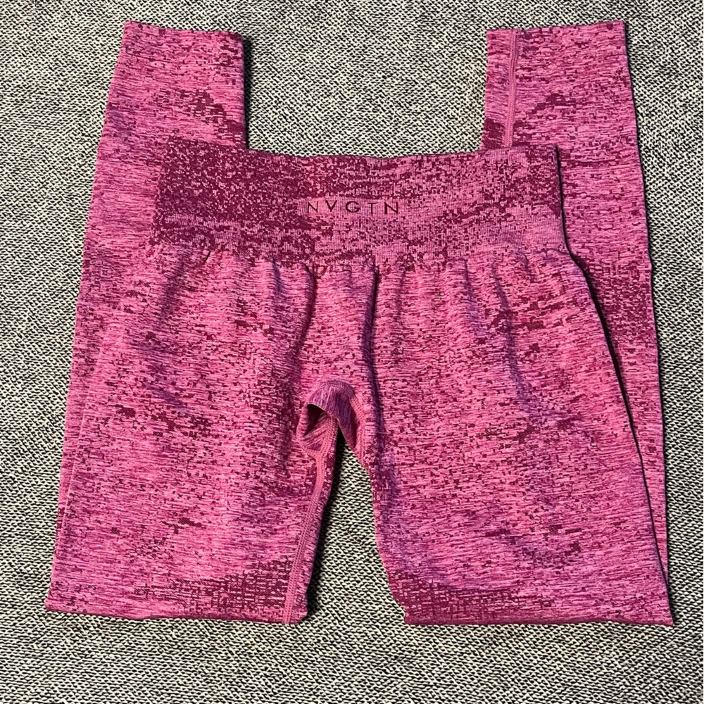 NVGTN Marbled Maroon Leggings